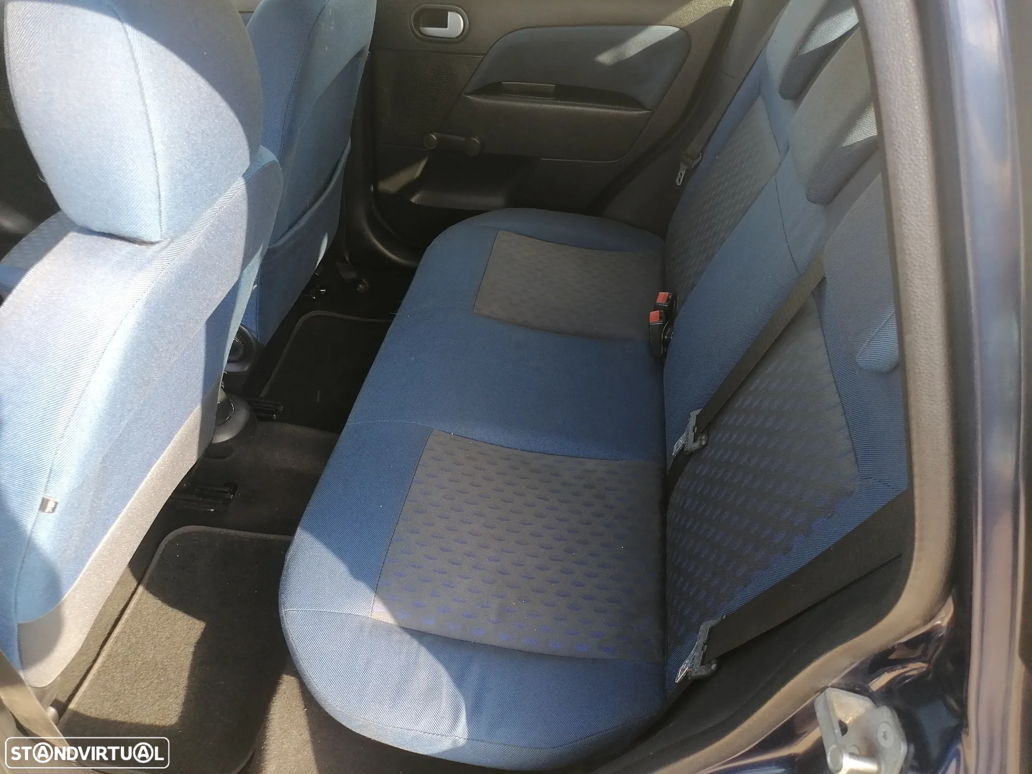Ford Fiesta 1.25 Trend - 8