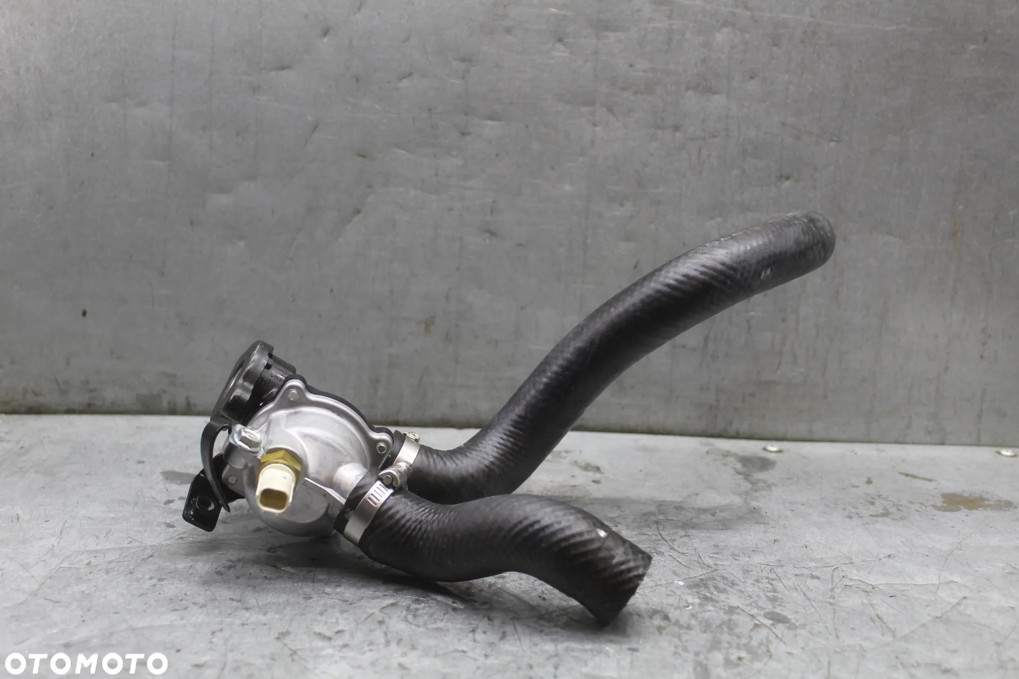 Kawasaki Z800 Z 800 Termostat korek wlewu obudowa termostatu - 2