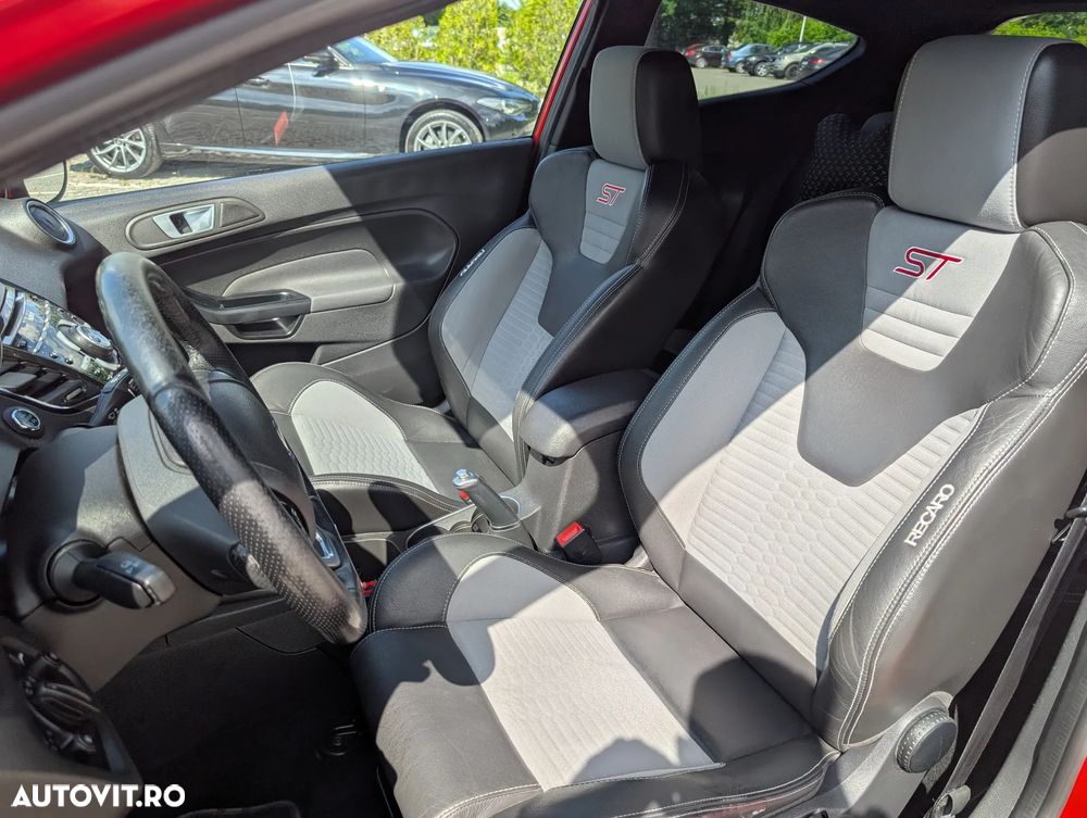 Ford Fiesta 1.6 ST - 7