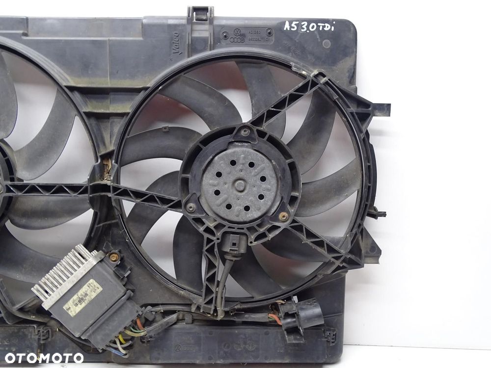 WENTYLATOR CHŁODNICY 8K0121003H AUDI A4 B8 A5 8T 3.0 TDI - 5