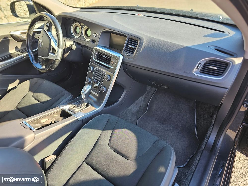 Volvo S60 1.6 D2 Drive Momentum Powershift Start/Stop - 15
