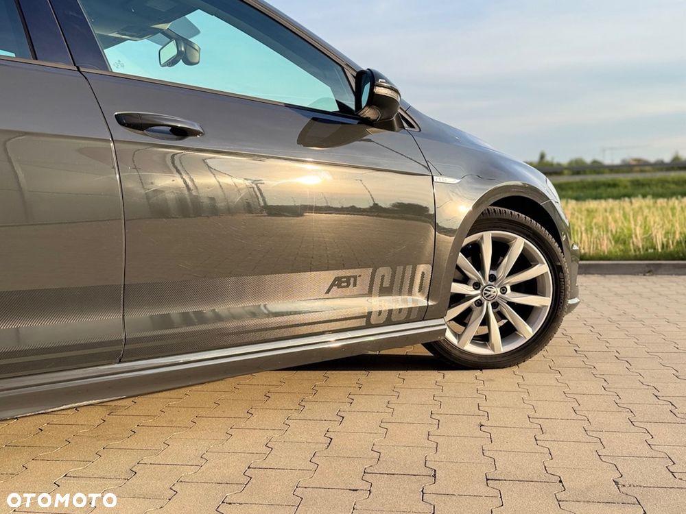 Volkswagen Golf 1.4 TSI BlueMotion Technology Cup - 31