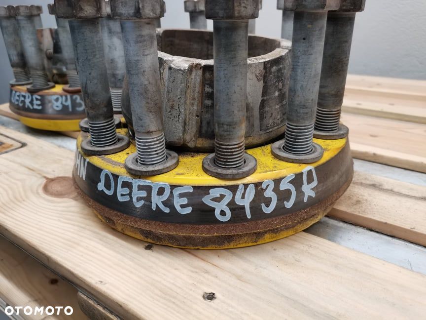 Serce koła John Deere 8345 R R299670 - 8