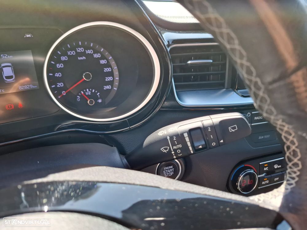 Kia ProCeed 1.6 CRDi GT Line+SRF - 22