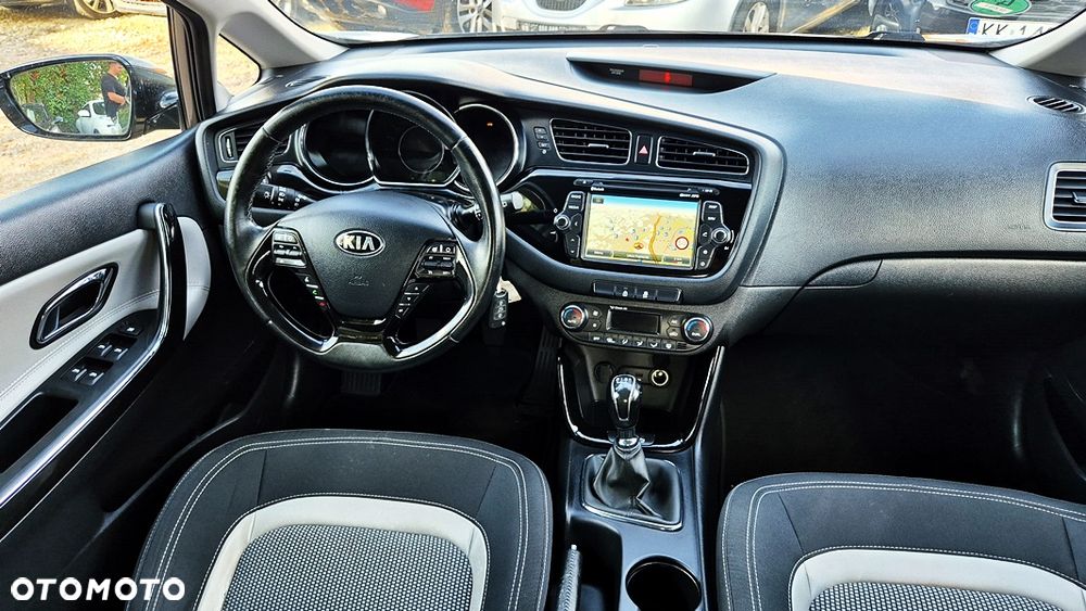 Kia Ceed 1.6 GDI XL - 34