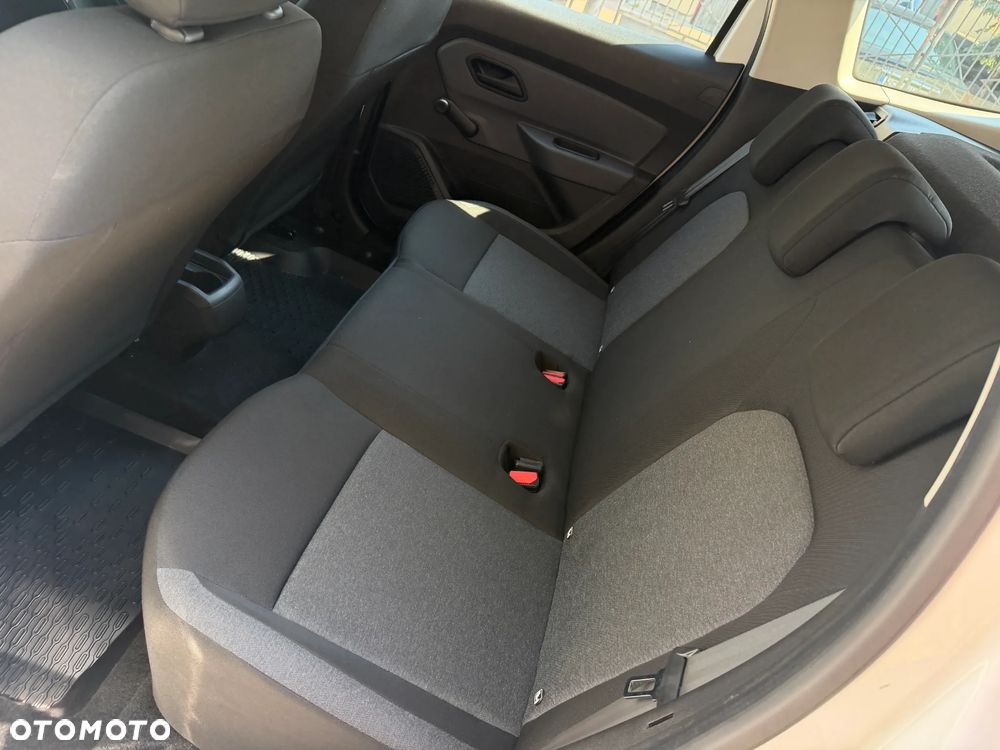 Dacia Duster 1.0 TCe Essential - 32