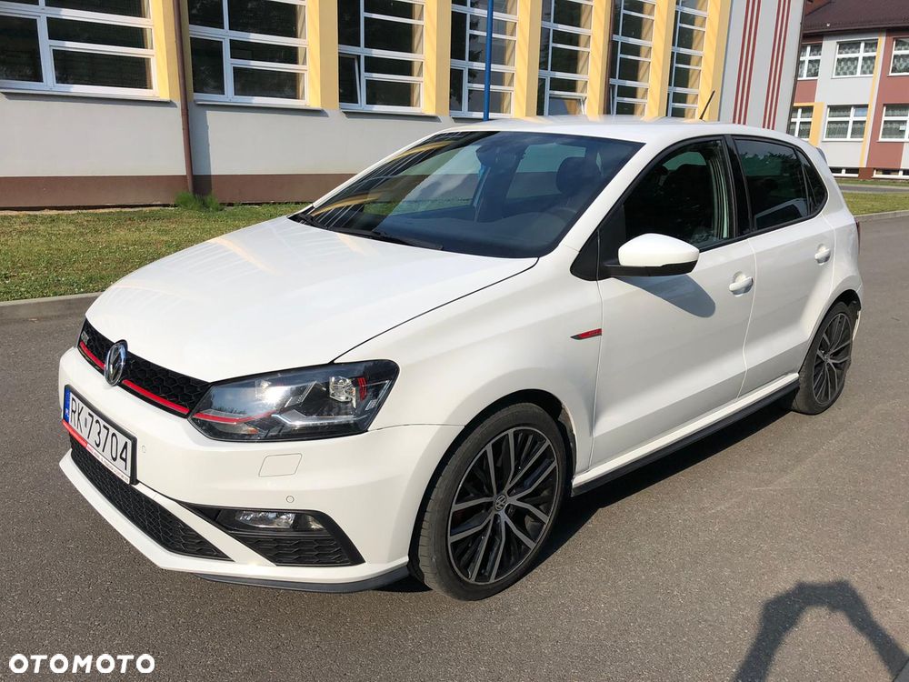 Volkswagen Polo 1.8 TSI BMT GTI - 10