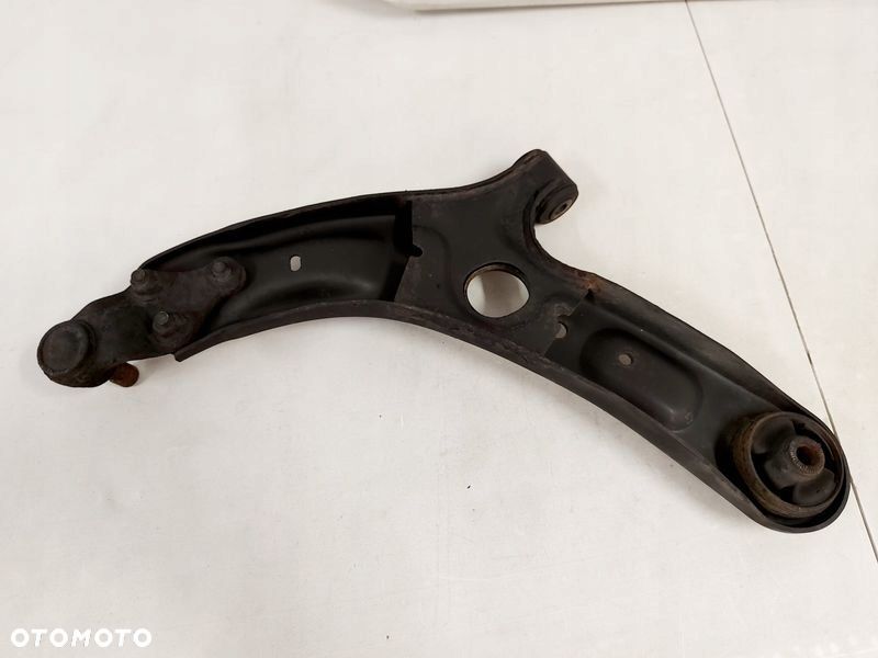 KIA CEED II 2 1.6 CRDI WAHACZ PRAWY PRZÓD - 6