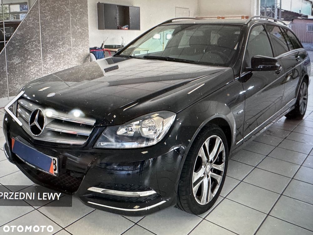 Mercedes-Benz Klasa C 180 Kompressor BlueEFFICIENCY Avantgarde - 2