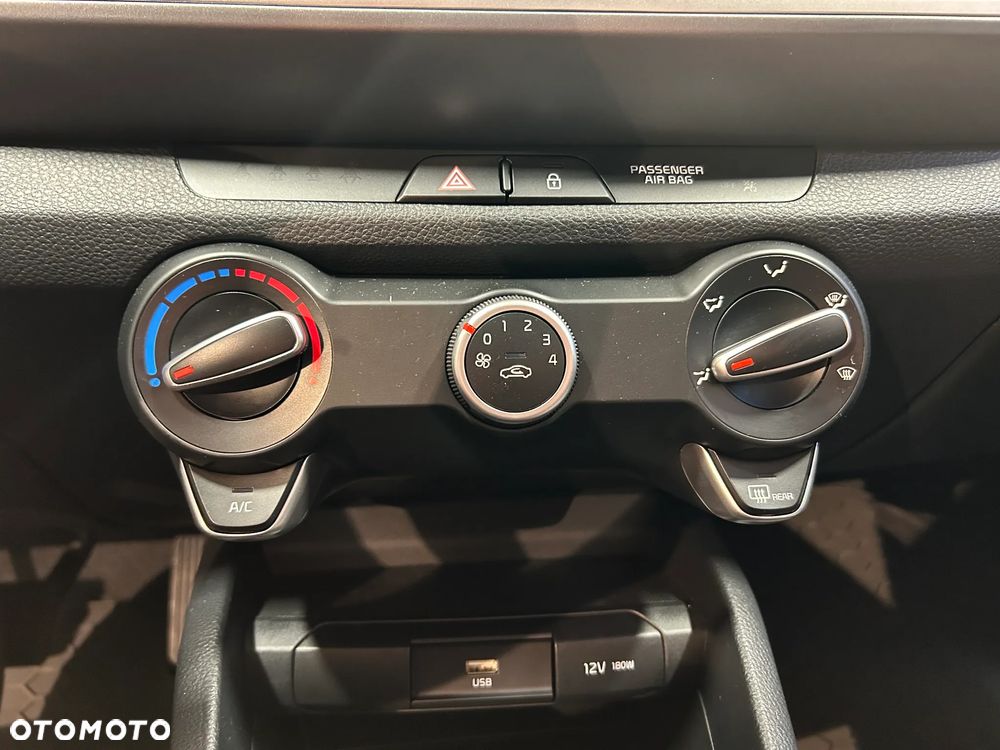 Kia Stonic 1.2 M - 16