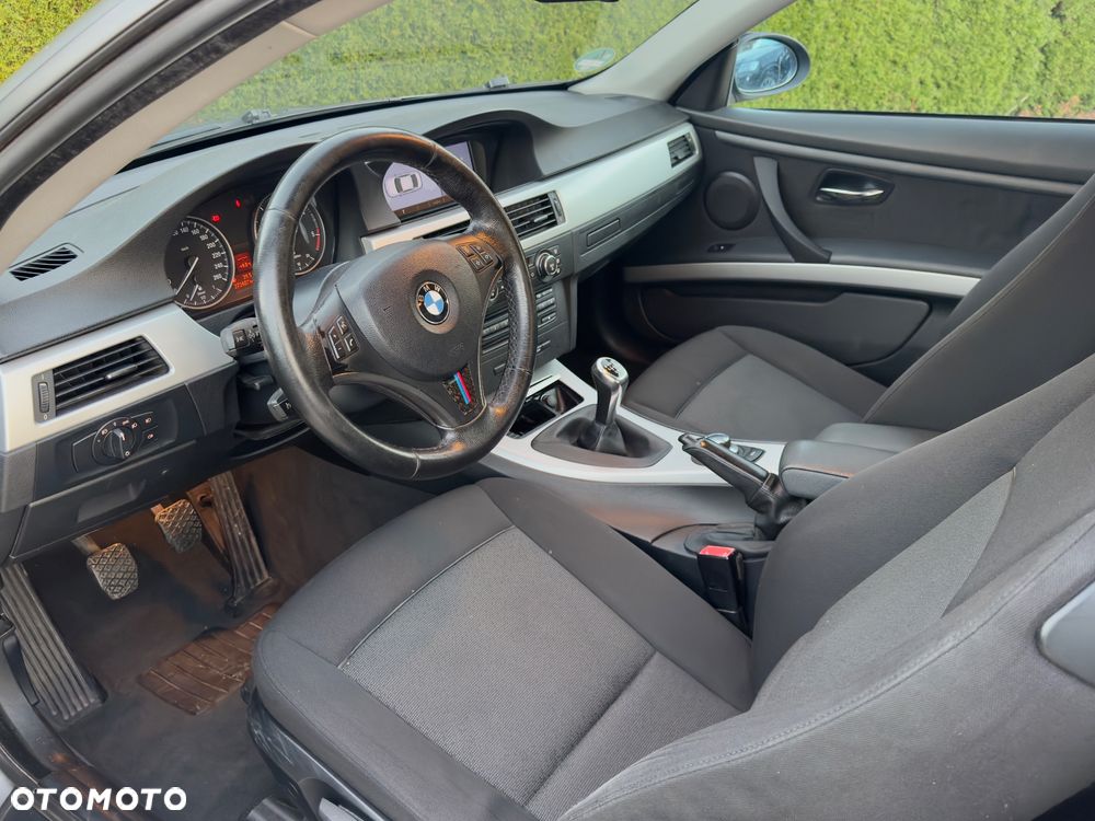 BMW Seria 3 320d DPF - 15