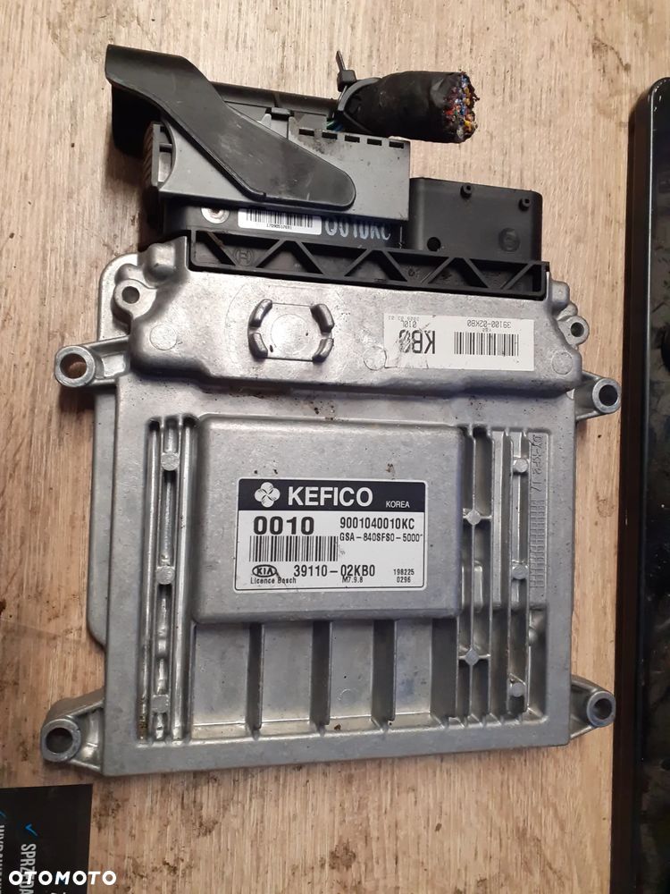Sterownik KOMPUTER SILNIKA ECU KIA PICANTO I - 1