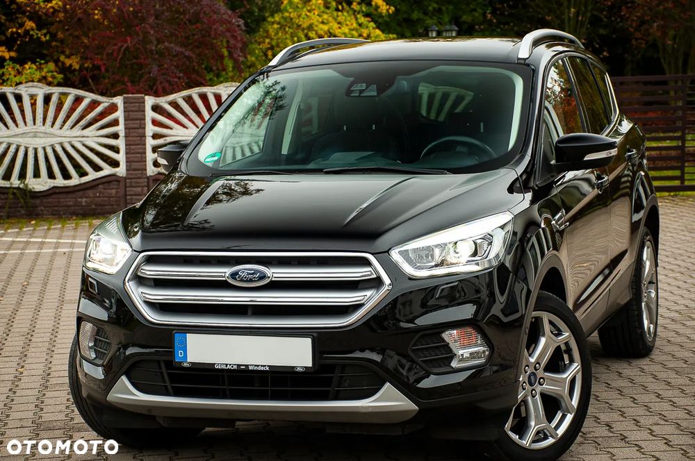 Ford Kuga 1.5 EcoBoost 2x4 Business Edition - 26