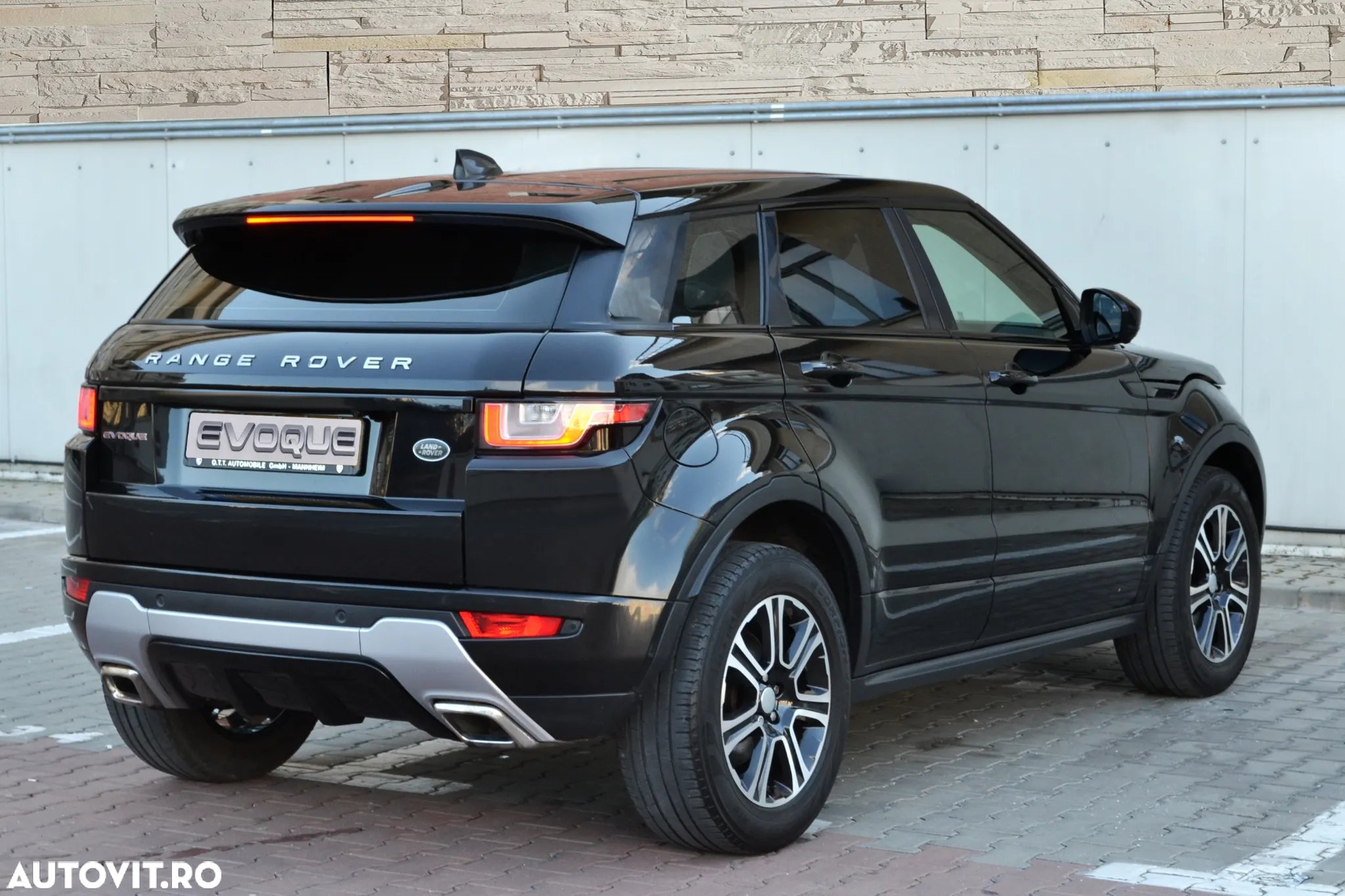 Land Rover Range Rover Evoque 2.0 D200 MHEV SE - 4