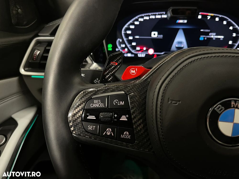 BMW M3 Competition xDrive AT - 36