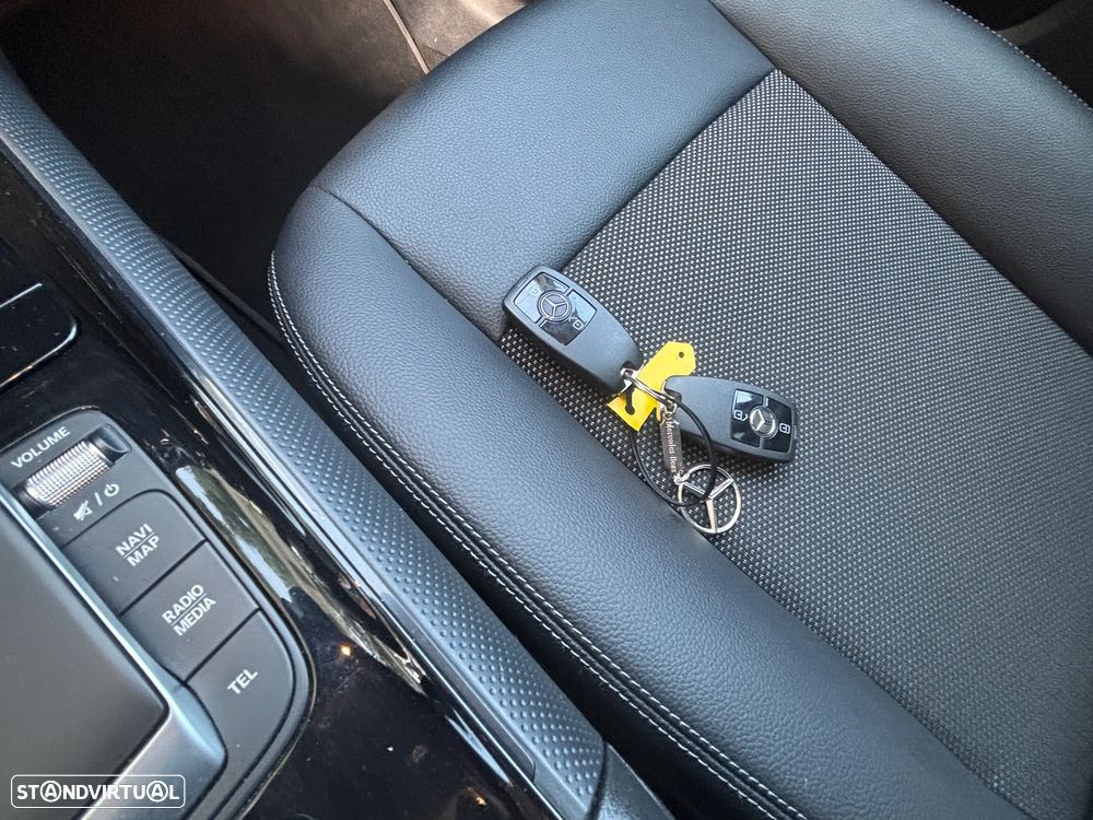 Mercedes-Benz GLA 180 d Progressive - 13