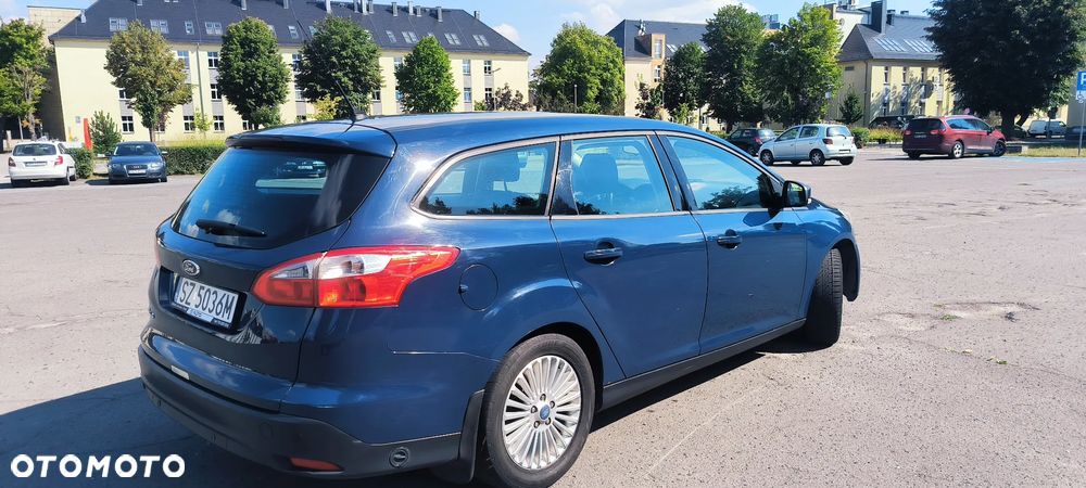 Ford Focus 1.6 Trend - 5