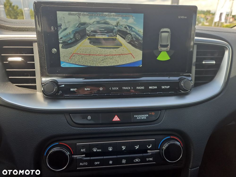 Kia Ceed 1.5 T-GDI M DCT - 11