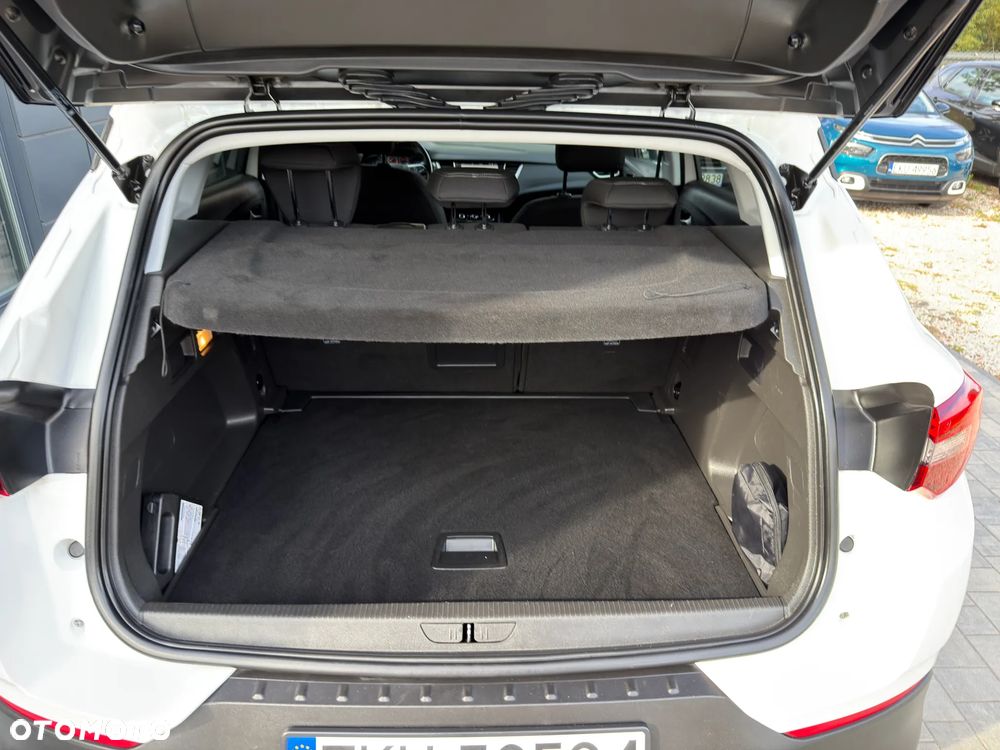 Opel Grandland X 1.2 T Innovation S&S - 23