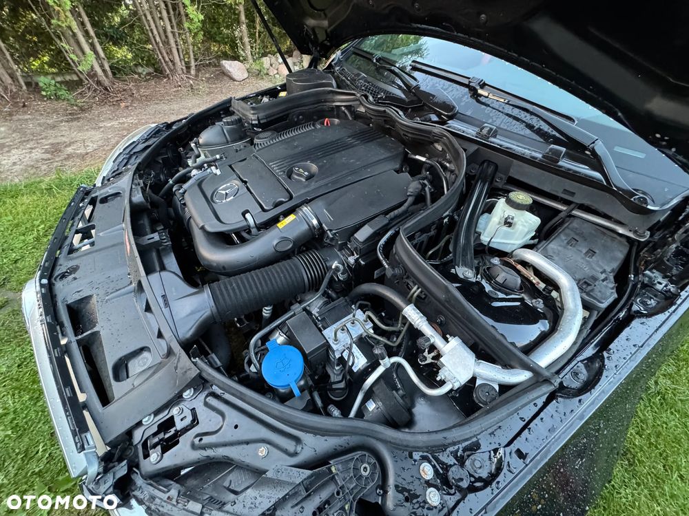 Mercedes-Benz Klasa C 250 CGI BlueEff Avantgarde - 2