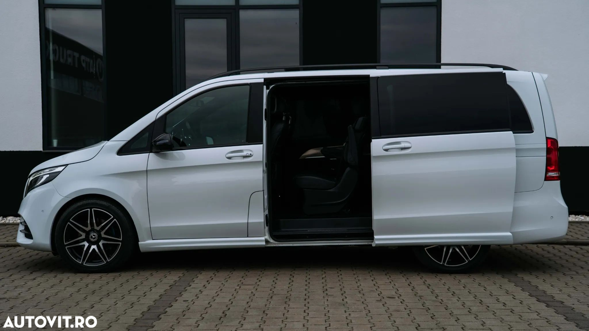 Mercedes-Benz V - 5