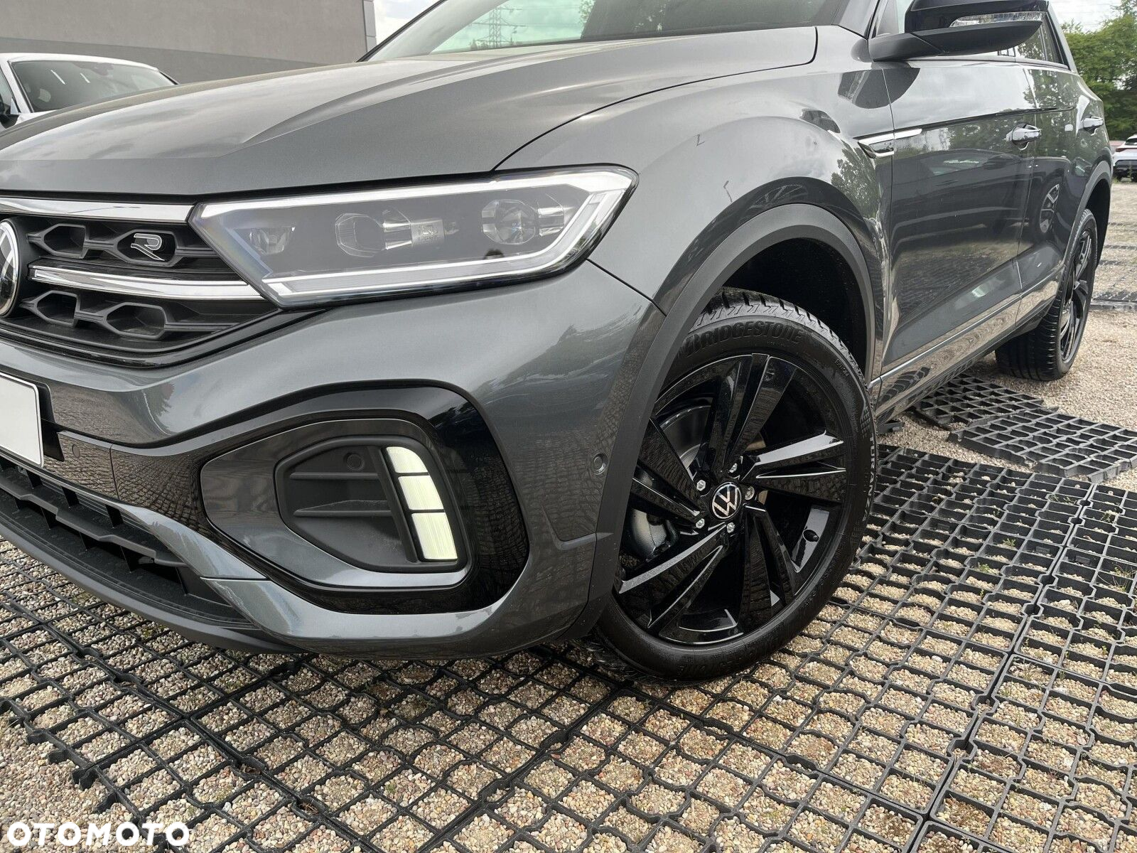 Volkswagen T-Roc - 9