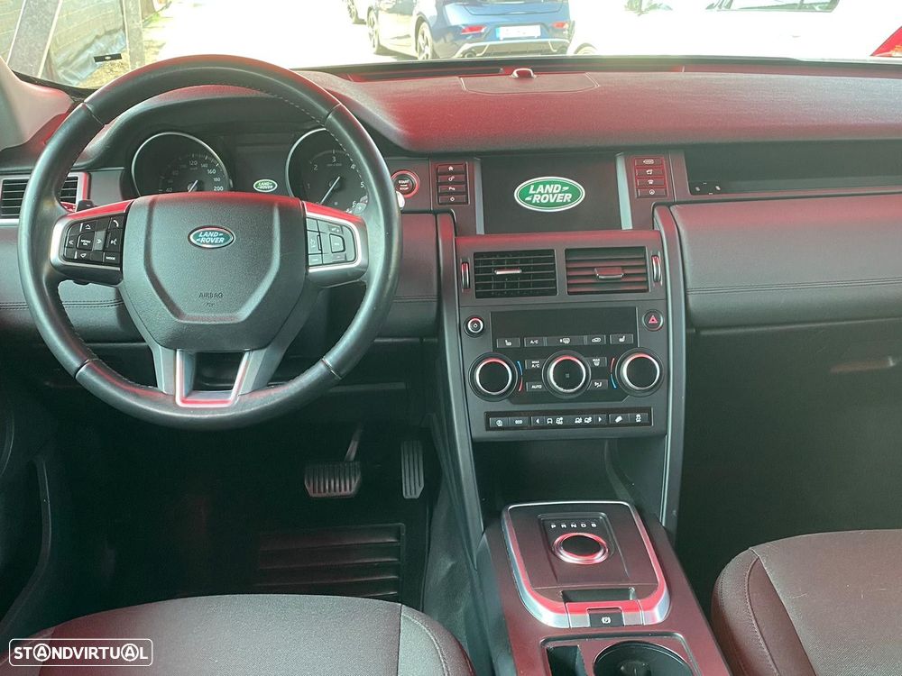 Land Rover Discovery Sport 2.0 TD4 HSE Auto - 8