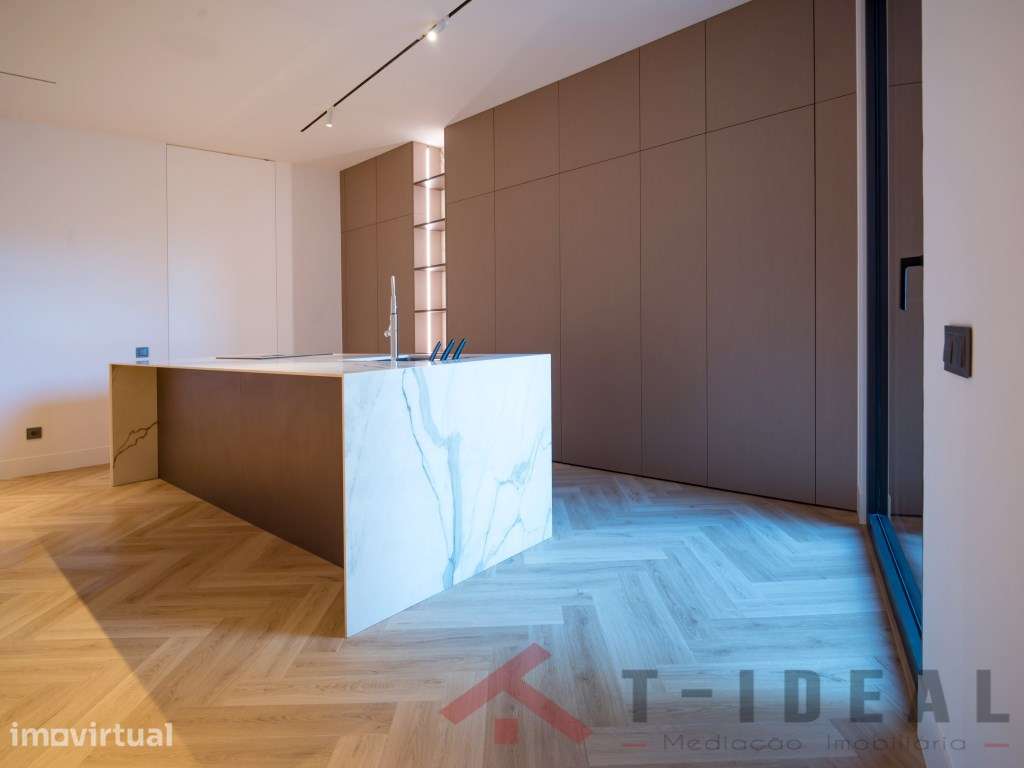 Apartamento T2 Novo no Centro da Lourinhã - Grande imagem: 3/38
