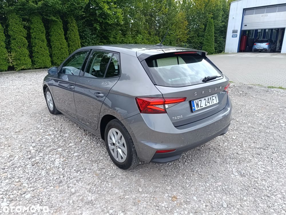 Skoda Fabia 1.0 TSI Ambition - 11