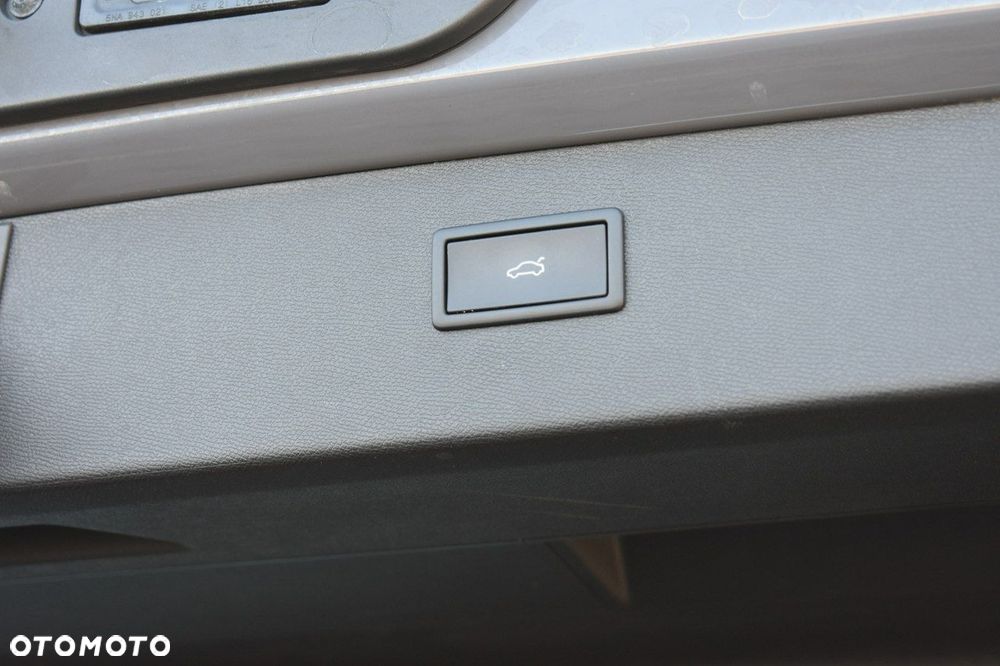 Cupra Formentor 1.5 eTSI mHEV DSG - 11