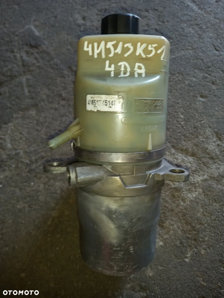 Pompa Wspomagania 4M513K514DA Ford Kuga - 1