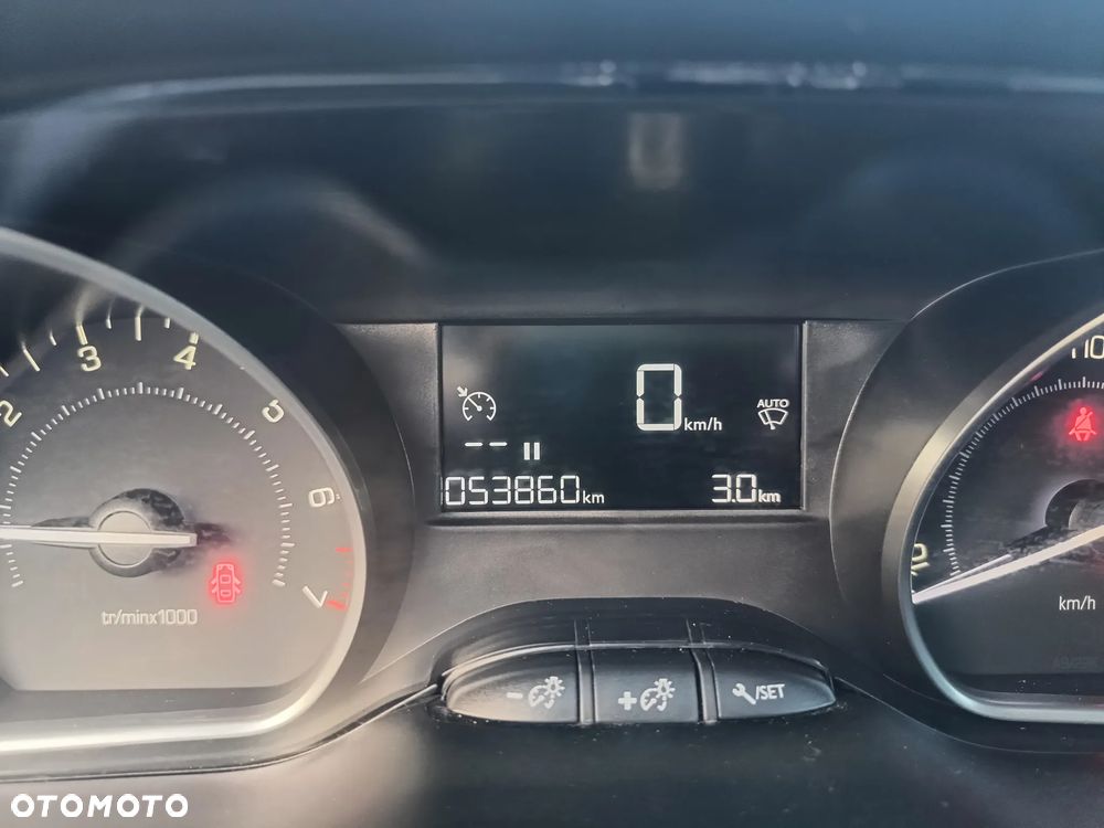 Peugeot 2008 PureTech 110 Style - 5