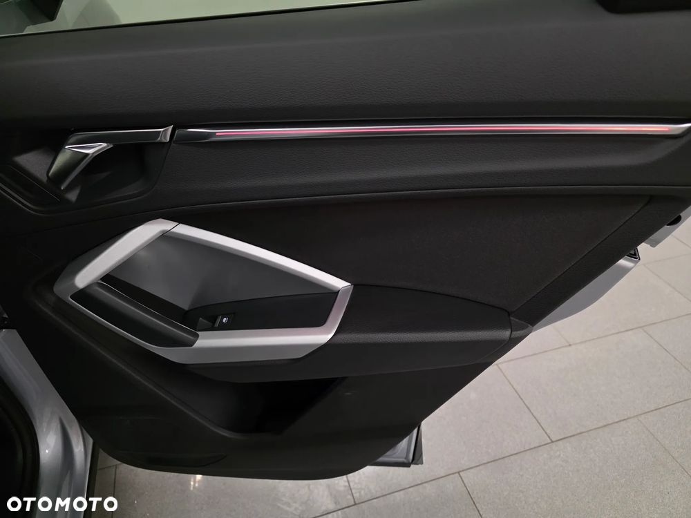 Audi Q3 Sportback 35 TDI S-Line S tronic - 24