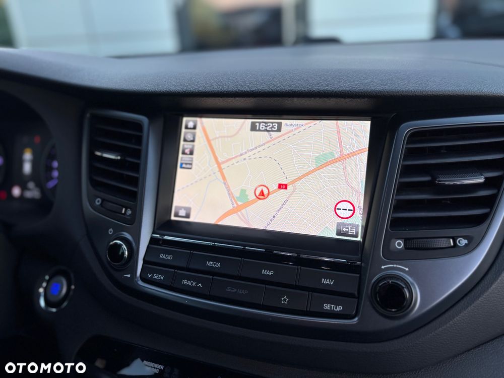 Hyundai Tucson 1.7 CRDI BlueDrive Style 2WD - 28