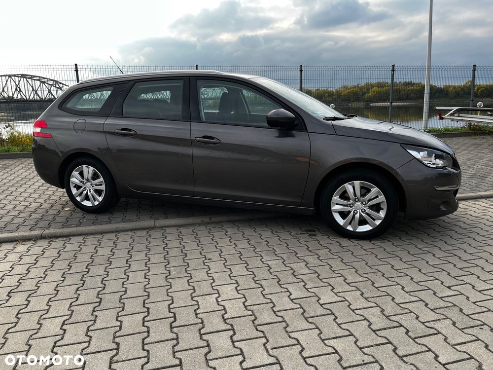Peugeot 308 - 3