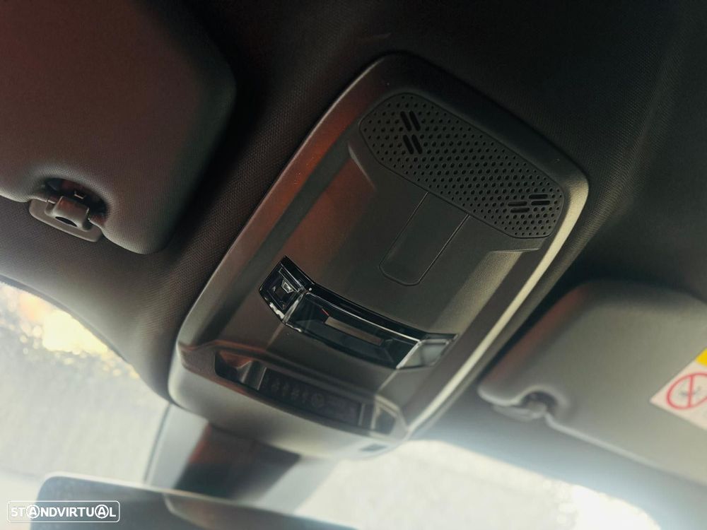 Peugeot 2008 1.2 PureTech GT EAT8 - 33