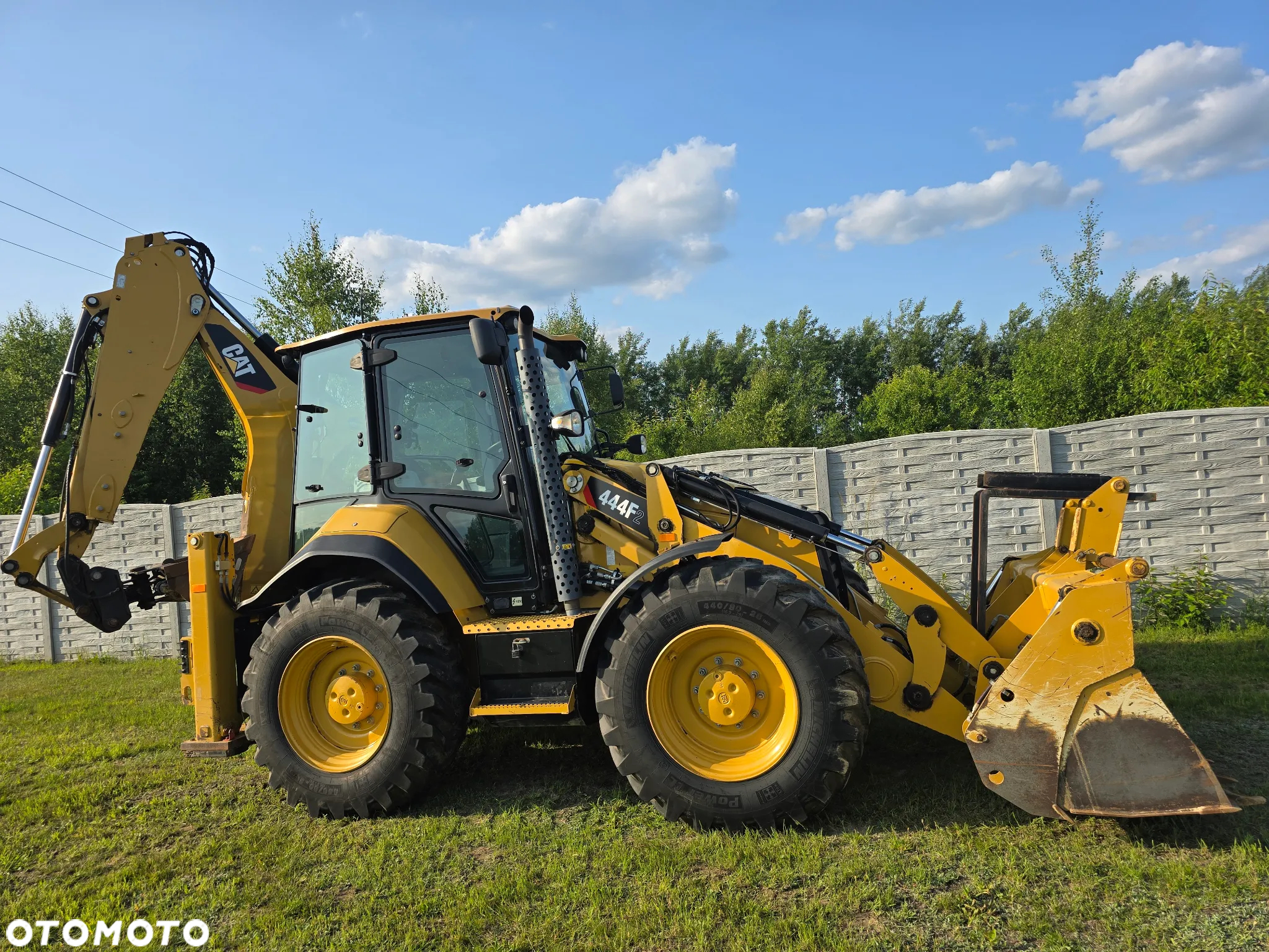 Caterpillar - 5