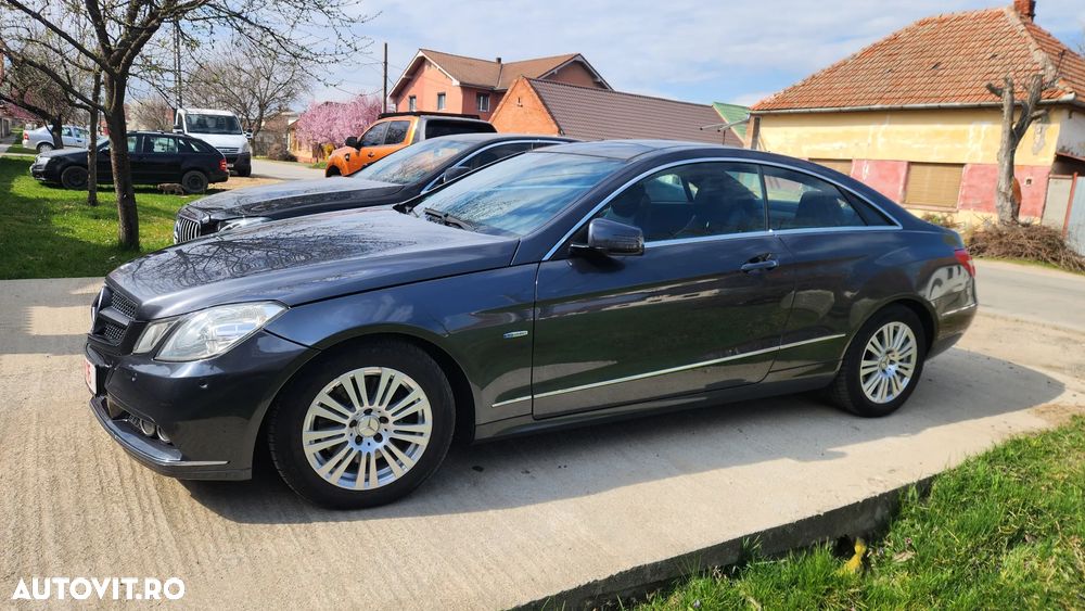 Mercedes-Benz E 250 CDI DPF BlueEFFICIENCY Avantgarde - 12