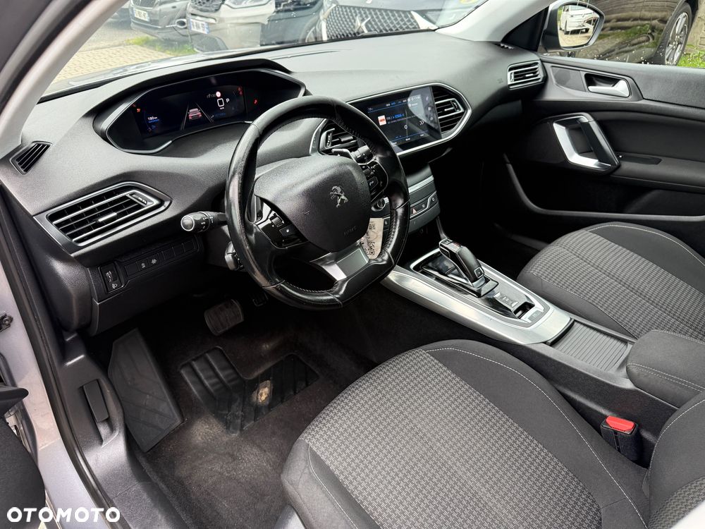 Peugeot 308 1.5 BlueHDi Active S&S EAT8 - 13