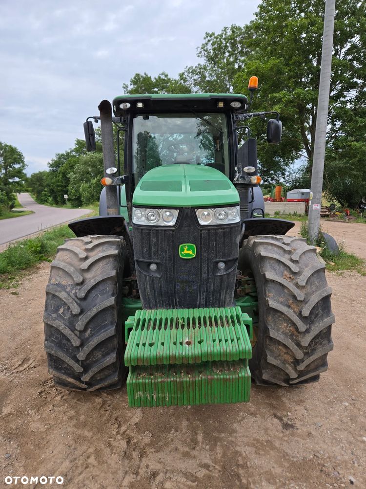 John Deere 7230R - 4