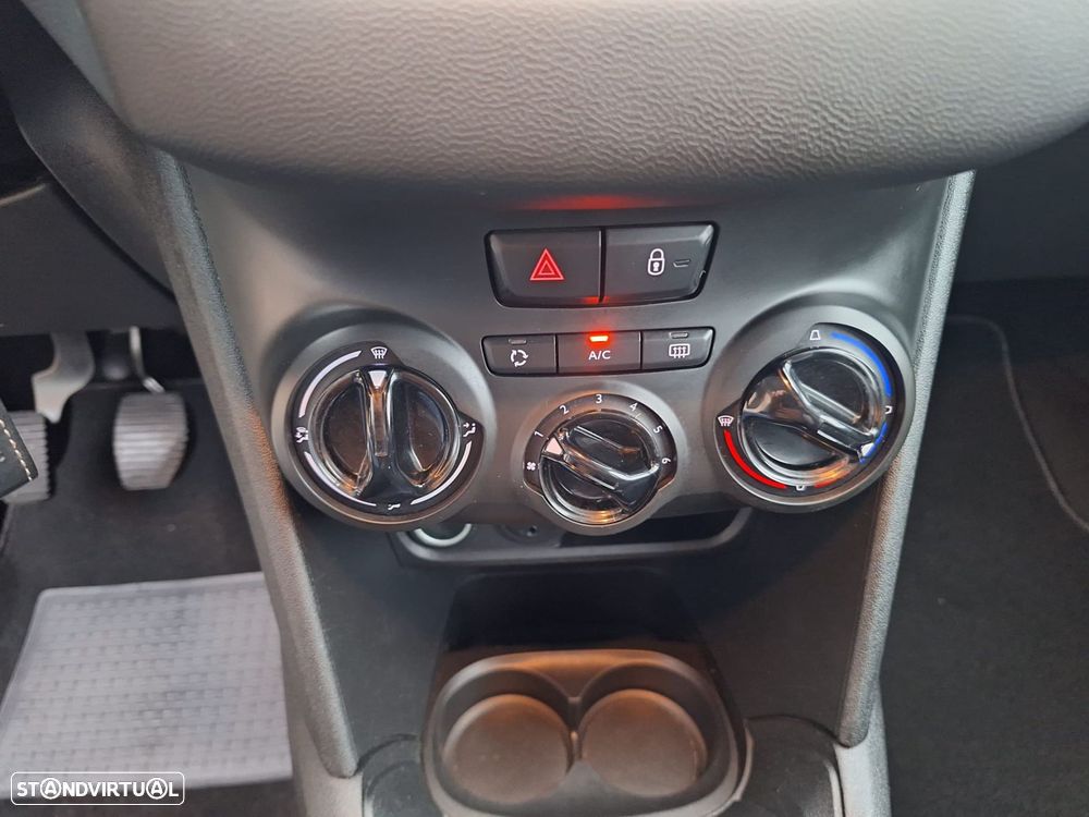 Peugeot 208 1.4 HDi Active - 26