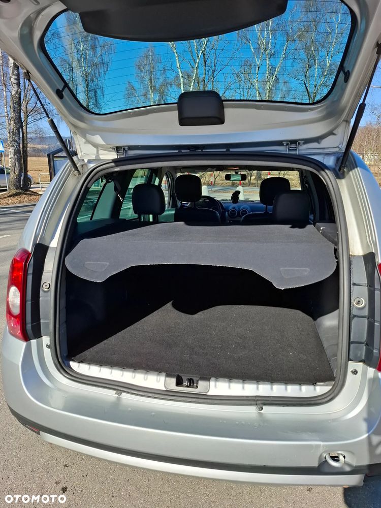 Dacia Duster 1.6 16V 105 4x4 Laureate - 12