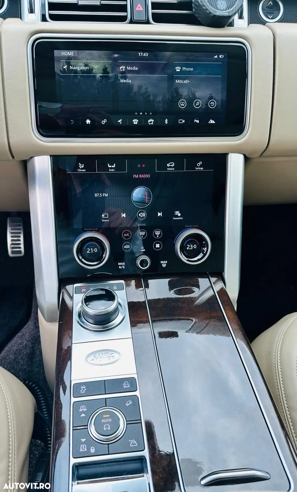 Land Rover Range Rover 3.0 I6 D350 MHEV LWB Autobiography - 12