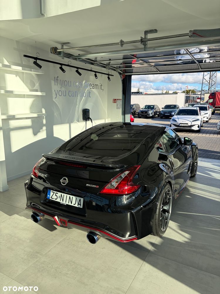 Nissan 370Z 2019 photo 2
