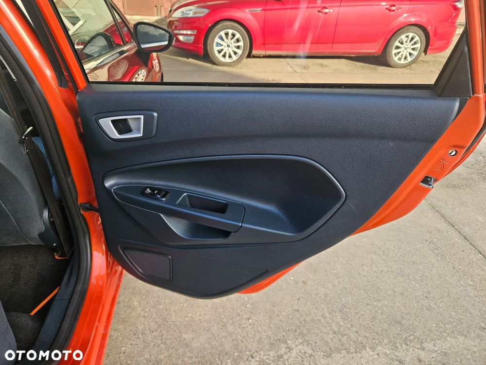 Ford Fiesta 1.25 Titanium EU5 - 17