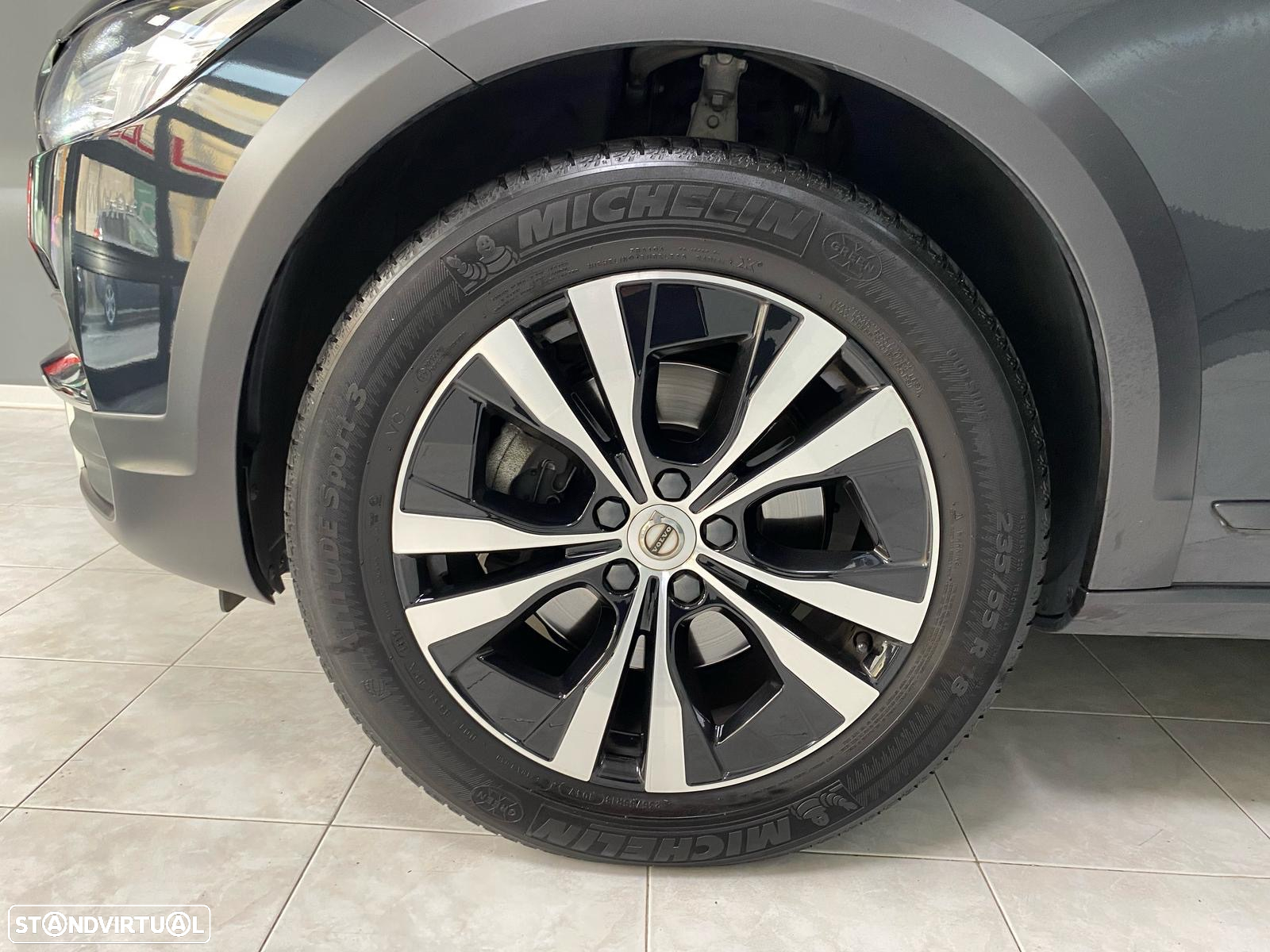 Volvo V90 Cross Country 2.0 D4 Pro AWD Geartronic - 15