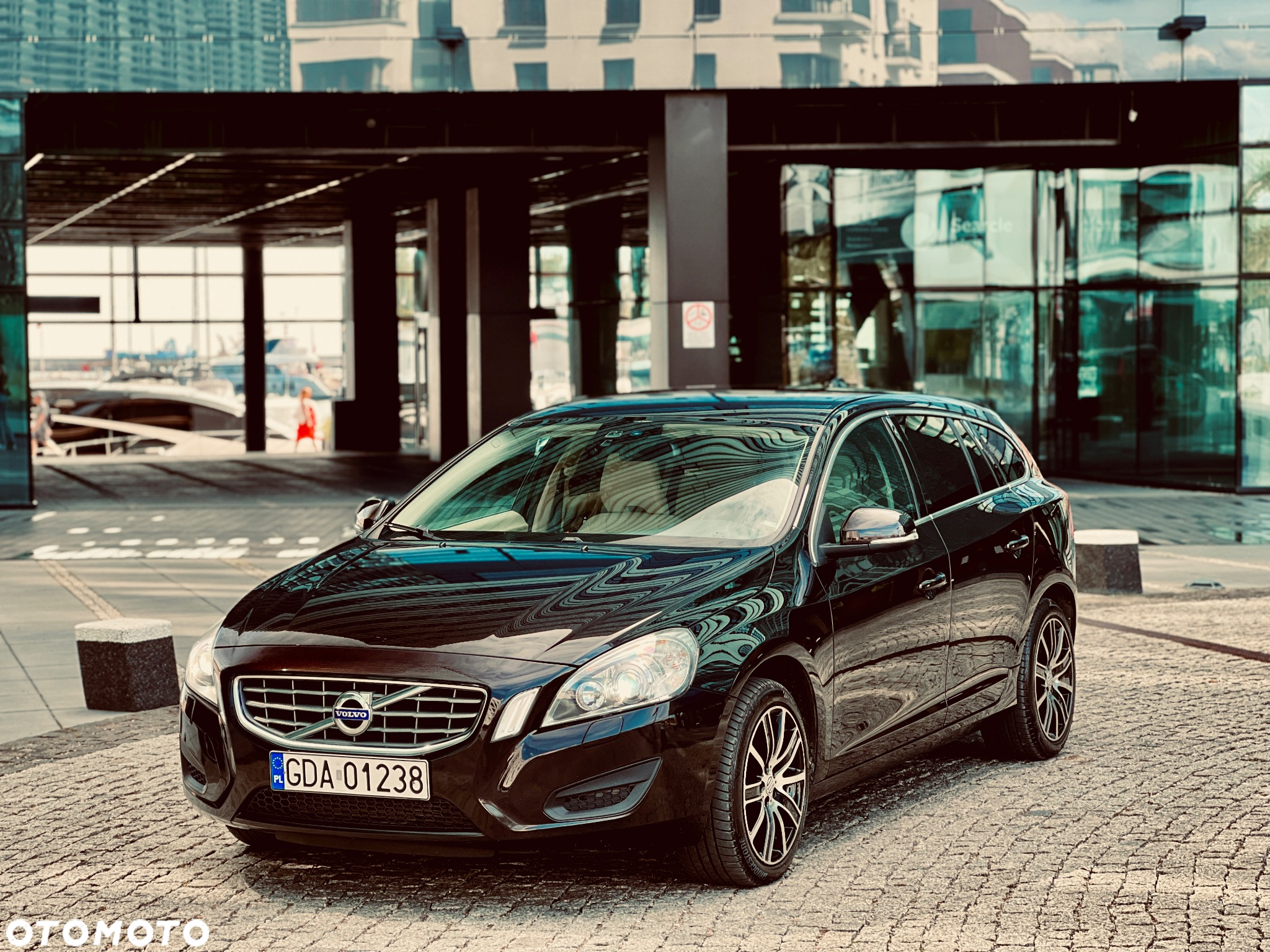 Volvo V60 - 11