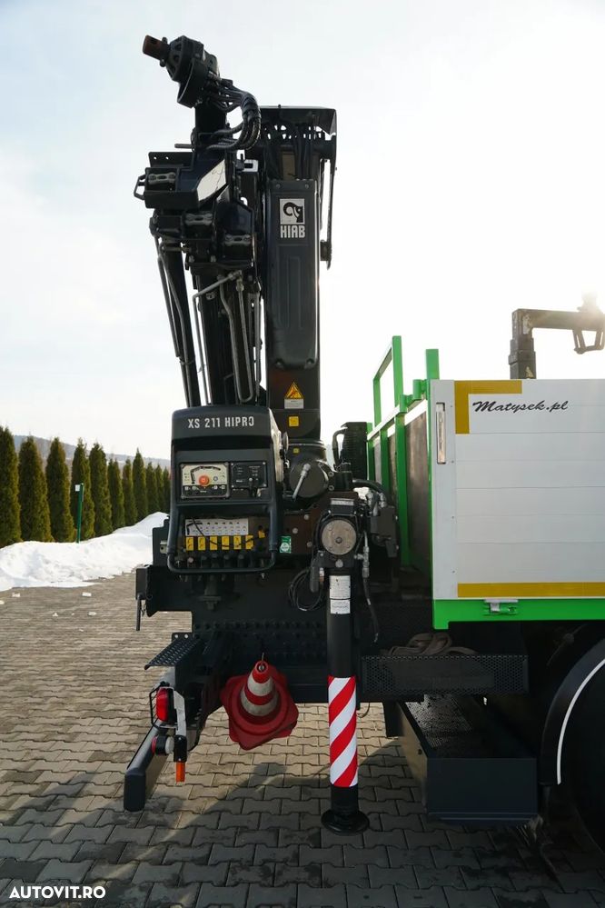 Mercedes-Benz OCS 3240 / 8x4 / LIVRARE - 7,2 M / + HIAB 211 HDS / RADIOCOMANDĂ / ROTATOARE / FURCĂ / PUNCT DE RIDICARE / EURO 6 - 17