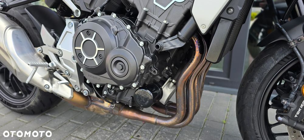 Honda CB - 23