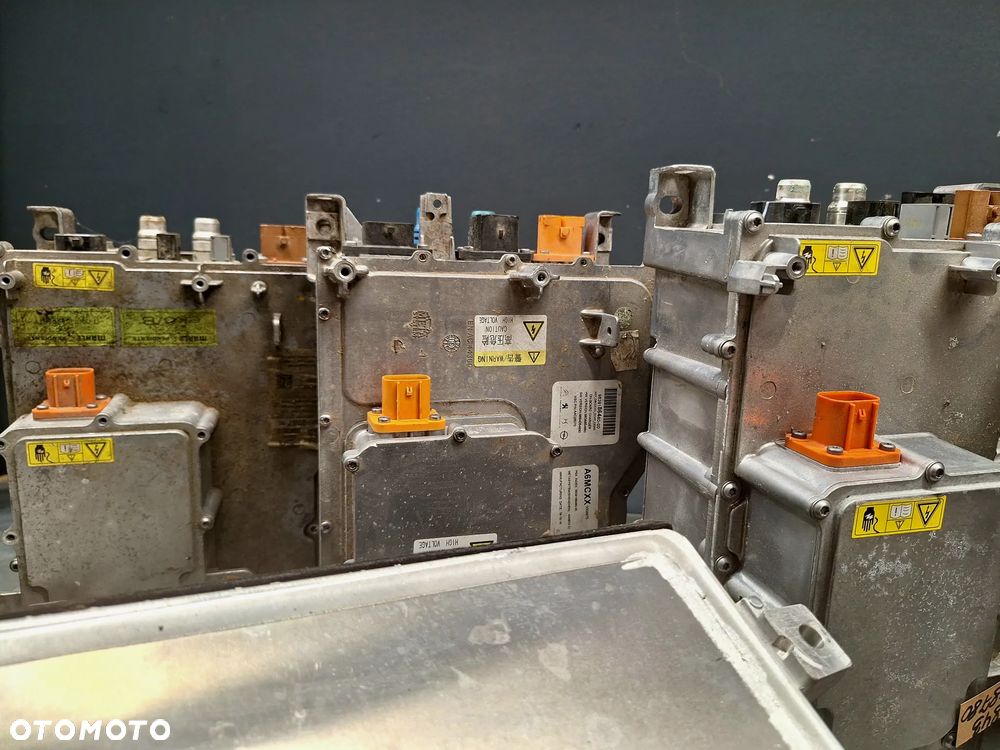 FALOWNIK KONWENTER, BATERIA , ELECTRONIC INVERTER HURT - 4
